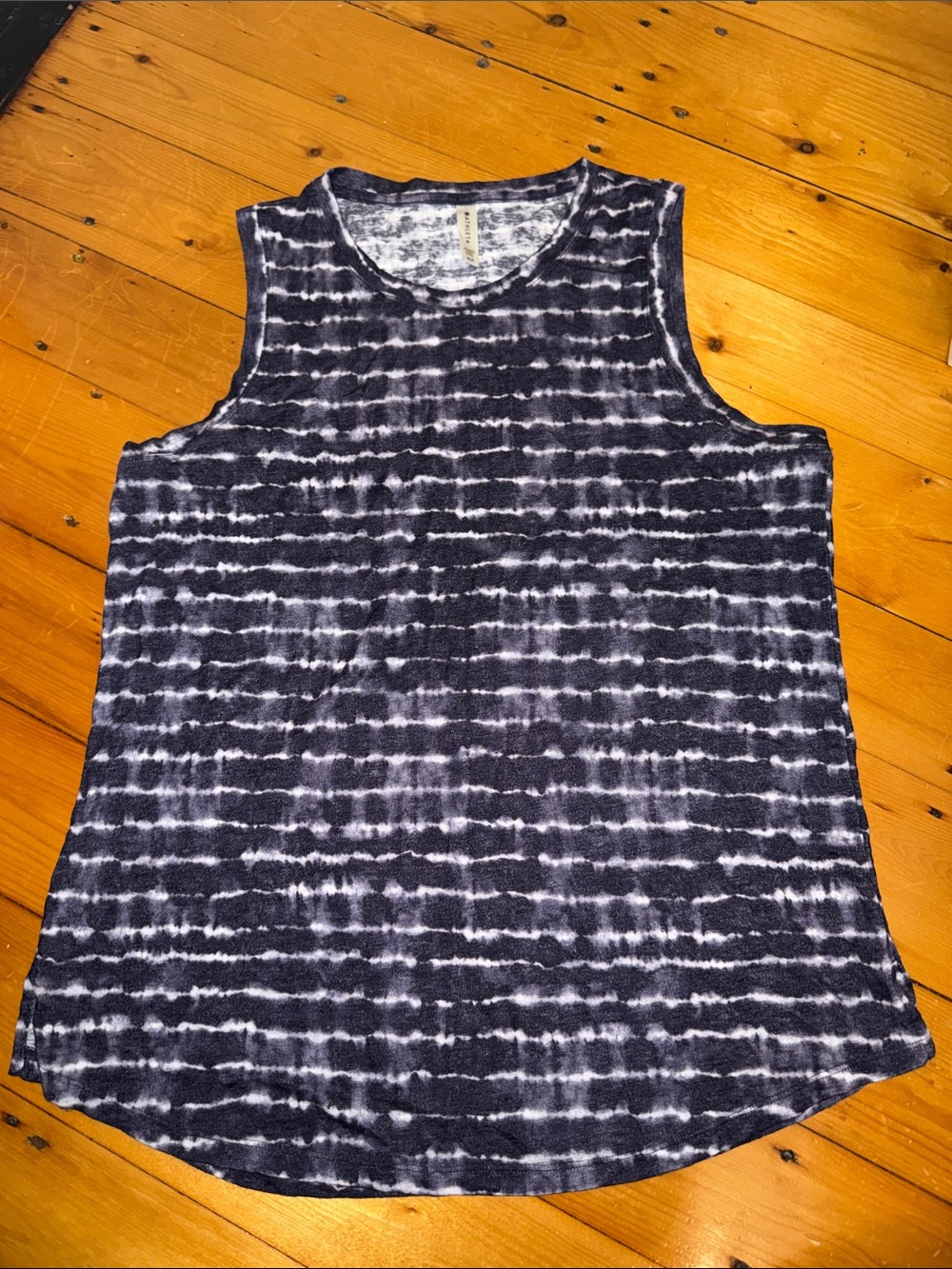 Sleeveless Black & White Tie-Dye Tank Top